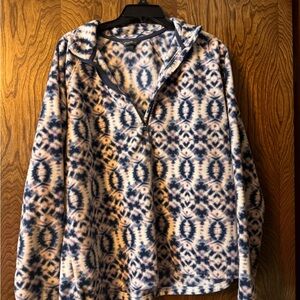 Eddie Bauer Blue and Cream Fleece Pullover